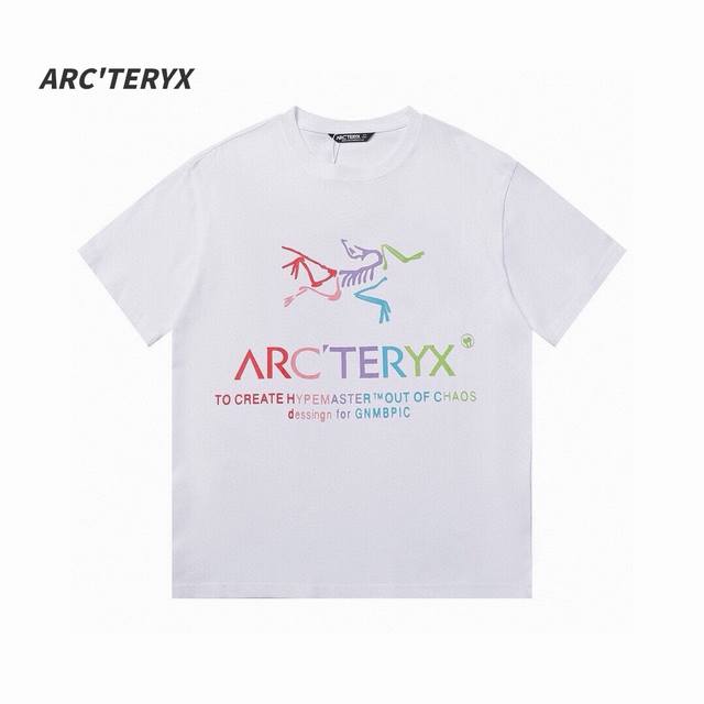 Arctetyx 始祖鸟 Archaeopteryx彩虹标识印花圆领短袖t恤 独家高品质面料采用 250克 双纱面料，定织定染螺纹 ，宽松大版型 最大可穿220