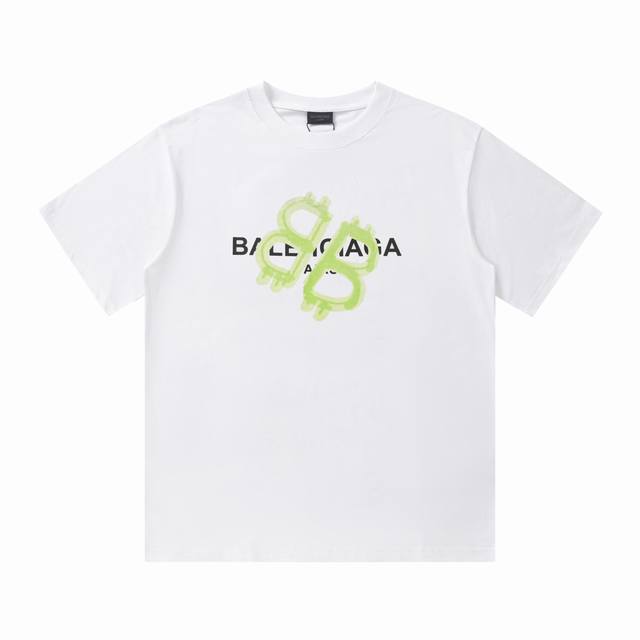 Balenciaga 巴黎世家24Ss印花短袖t恤 - 面料：240克双纱高密度纯棉面料 - 工艺: 整件衣服采用精密压花工艺 - 男女同款均可驾驭 - 尺码：