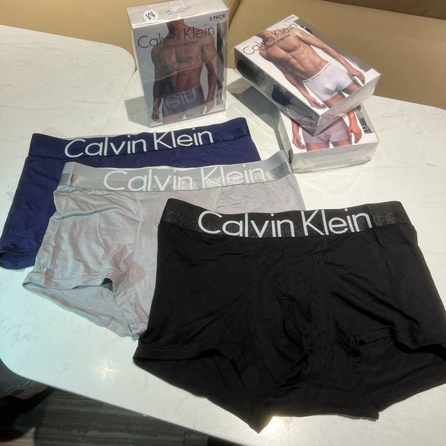 Ck Calvin Klein Ss23冰丝系列 Logo腰边平角内裤，男款3条礼盒装！2023Ss专柜爆款，Ck官网在售价￥905Rmb，独家渠道全部代工出口