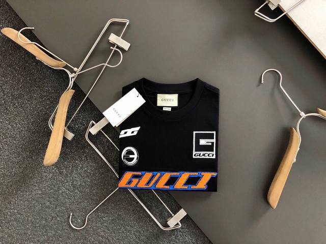 Gucc*S-Xxl 24顶级黑白双色前后幅立体毛巾绣顶级元素潮牌短袖，经典短袖3标齐全，潮男时尚，无论是上身舒适度还是都是无可比拟的存在 170-130 S