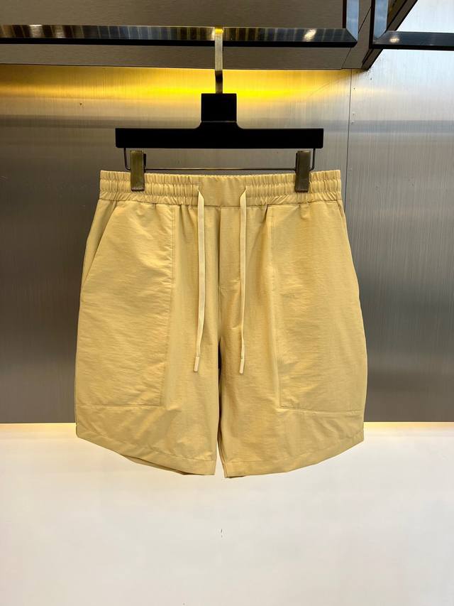 Lululemon丨bowline-露露、2024最新推出男士运动五分亚麻短裤。客供100%纯亚麻材质 以亚麻面料面料和工艺为主导的的一款休闲裤 改变了以往的的