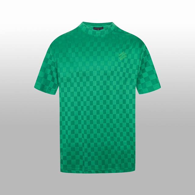 高版本 1V 春夏新款短袖t-Shirt 3D立体喷绘 进口机数码直喷 绿色喷绘凌乱的1V老花 经典超好看 完美细节处理 上身满分 尺码：Xssml