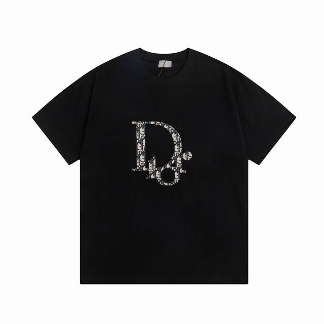 Dior迪奥 Cd 字母贴布刺绣 Logo标识精工刺绣 精致升级，灵感源自八十年代复古 原版面料 官方同款 定制260 克同缸染面料 手感非常舒服 春夏最新砖柜