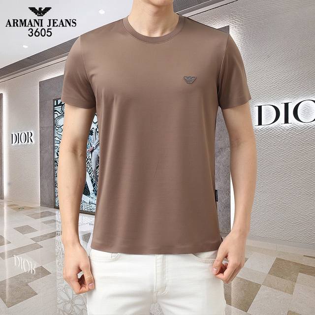 春夏armani Jeans男士短袖t-Shirt，原厂订单渠道，极具个性高级风，胸前品牌字母logo图案设计最新时尚潮流人气产物驾到，又是一款简约高级的时尚单