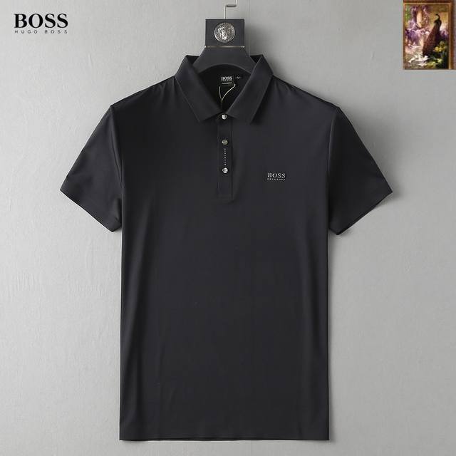 Boss 高端商务 白领 单位人士必入单品！ 无痕压胶冰丝休闲商务短袖 ，科技面料，冰丝无痕，体感非常棒，手感顺滑质感很棒！弹性好，无任何束缚感，面料自带透气网