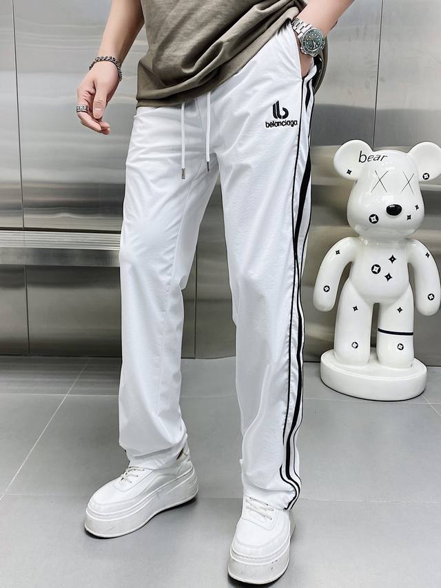 巴黎世家 新款速干直筒裤 颜色:黑 白 码数m-4Xl