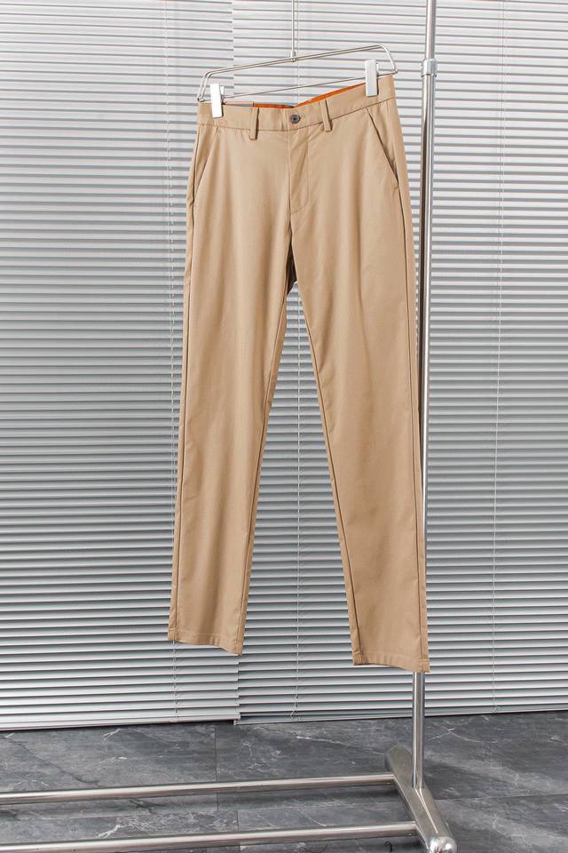 New# 杰尼亚**Zegna 24Ss春夏轻奢时尚定制休闲裤# 简洁干练的风格，精致卓越的品质男装，每款的设计点跟舒适度都能做到平衡，刚刚上线的这款官网主打单