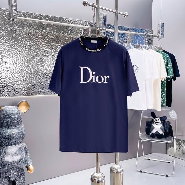 2024早春新款 顶级品质 区别通货 重磅推出260克高密度短袖 Dior 迪奥 早春走秀款 个性全身印花 男女同款 采用进口定制定染面料 后领锁链底全包肩 过