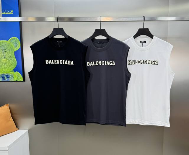 Balenciag*巴黎新款字母新背心来了～24夏季必备单品！男女同款！限量级高奢搭配.简单干净整洁的印花设计！立体有型.质感满满～选用优质240G冰棉面料.无