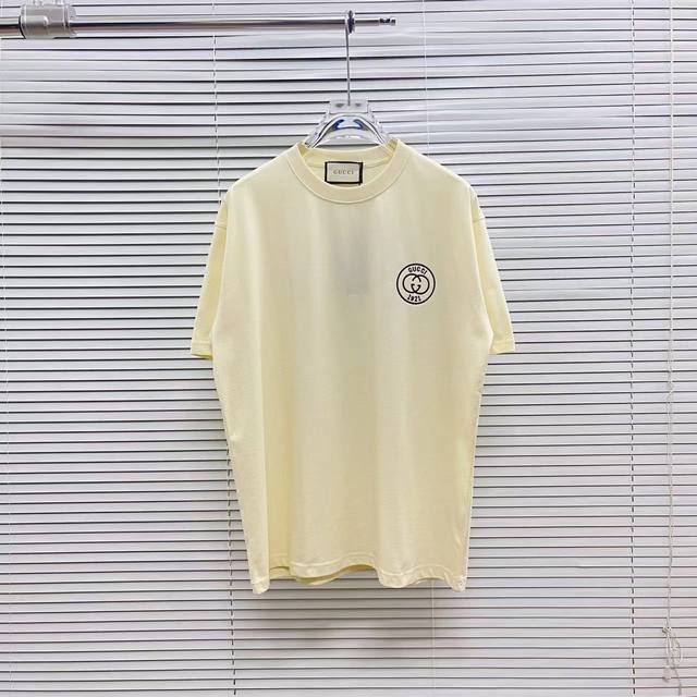 Gucc*古驰 2024夏季新款 字母logo绣花 定制面料 短袖t恤 男女同款 尺码：S M L Xl Xxl 五个码 颜色：黑色 白色