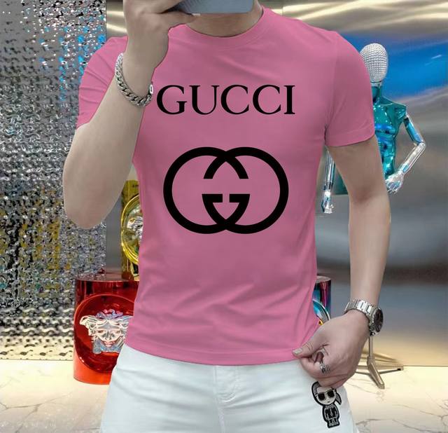 Gucci 2024春夏新品爆款 顶级走秀网红款定制 春夏原单时尚休闲短袖t恤。24Ss春夏潮人网红必备单品，精选进口速干玉蚕丝面料，舒适性与透气性兼优，柔软抗