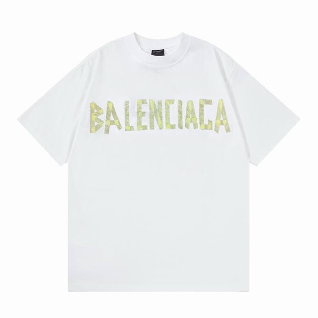 巴黎世家 Balenciaga 24S S 官网同步 印花二次加工 胶带效果 短袖t恤 完美细节处理 32支双纱重磅300克纯棉面料 颜色 黑色 白色 码数 S