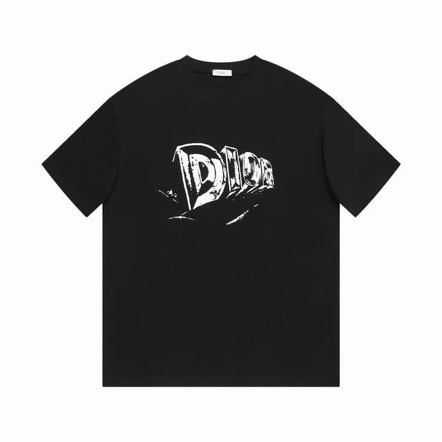 迪奥 Dior 24S S 春夏短袖t恤 字母泼墨印花 完美细节处理 重磅300克面料 颜色 黑色 白色 码数 S M L Xl Xxl 五码