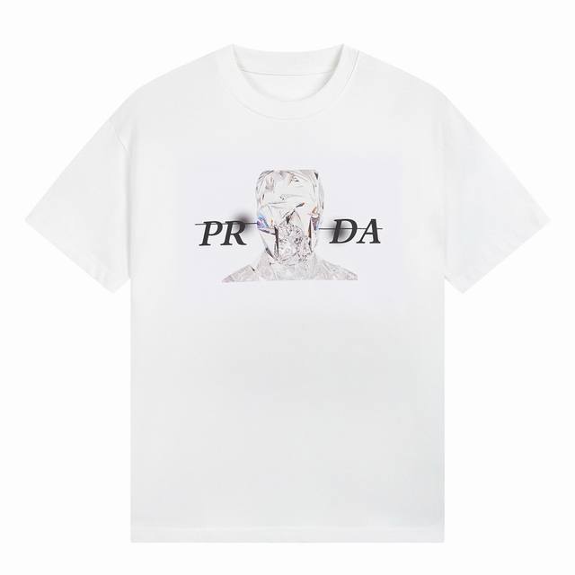 普拉达 Prada 24S S 机器图案 印花色泽非常鲜艳 春夏短袖t恤 完美细节处理 重磅300克面料 颜色 黑色 白色 码数 S M L Xl Xxl 五码