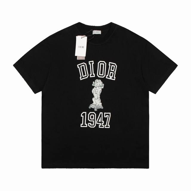 迪奥 Dior 24S S 官网同款 高级印花 春夏短袖t恤 完美细节处理 32支双纱重磅300克面料 颜色 黑色 白色 码数 S M L Xl Xxl 五码