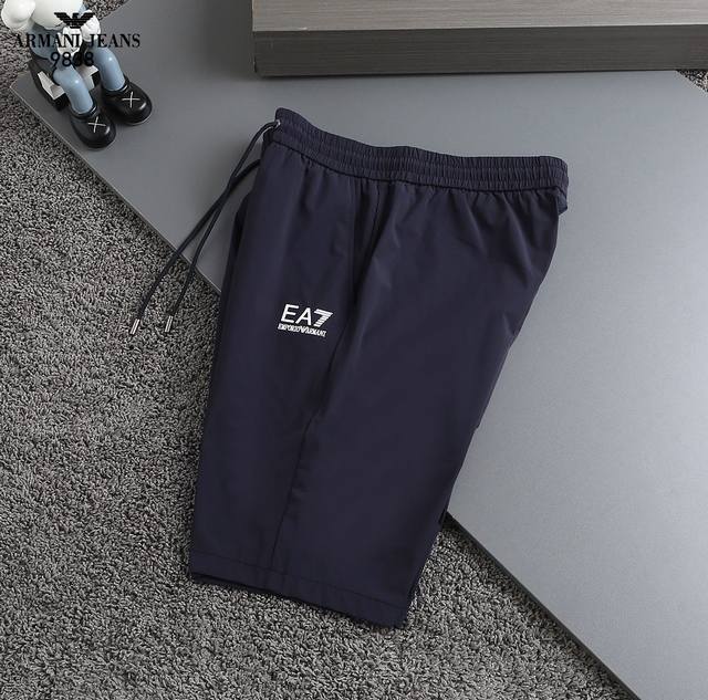 2024Ss Ea7夏季新款短裤 款号：9838 速干面料透气 颜色：黑-蓝-灰 码数：M-4Xl