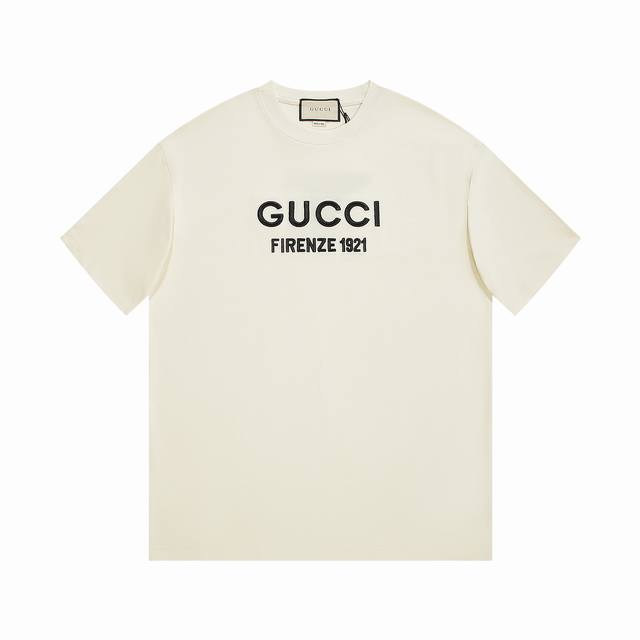 Gucci 古驰古奇 24Ss 春夏新款 1921 刺绣短袖t 恤 -定制260G全棉双纱紧密爽滑面料，布面干净，布纹清晰，手感非常细腻扎实，更加力挺 -万针刺