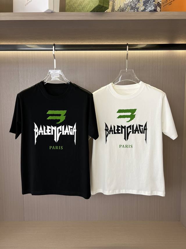 Balenciaga 巴黎世家 短袖t恤 黑色 24新款 胸前植绒+胶印工艺，Logo个性且有设计感，青春时尚款 面料环保透气纯棉，舒爽透气 颜色：黑 白 码数