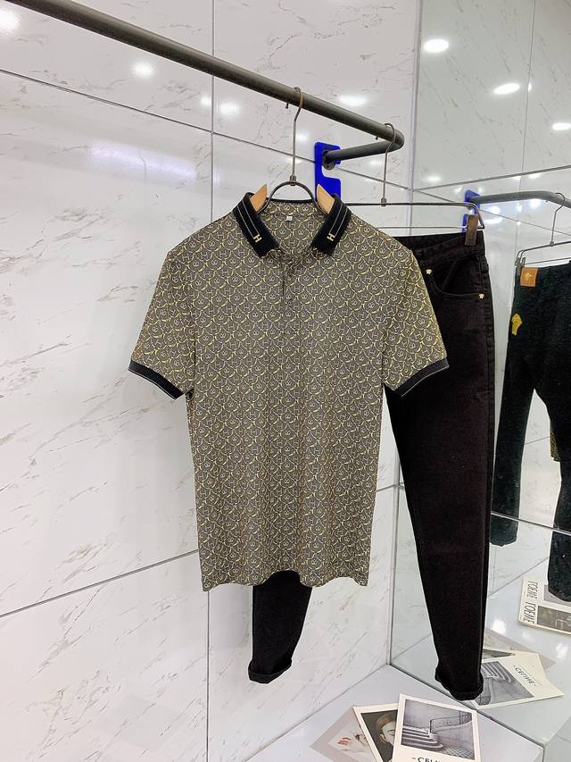 Hermès 爱马仕 2024Ss春夏新品 时尚休闲短tee，客供订织螺纹，进口丝光棉活性3D数码印花工艺打造，衣身满印标识，辨识度极高，色彩鲜明，上身贴身舒适