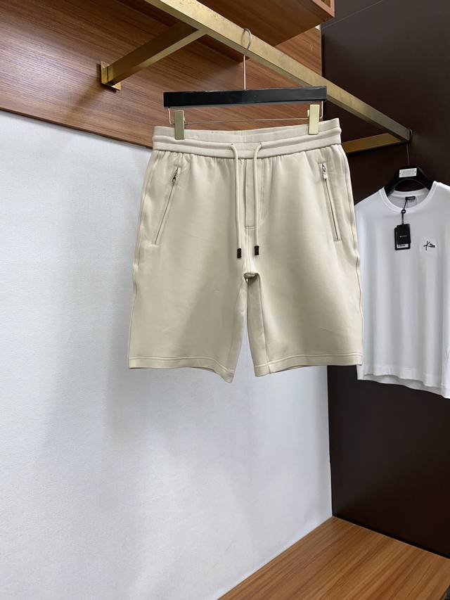Bc S-2Xl 32配m 爆款来袭新款新品 专柜有售 实体店已极品松紧带休闲短裤专柜原版1:1好货，适合各个年龄段。市场最高版本的欧洲进口面料。舒适柔软亲肤，